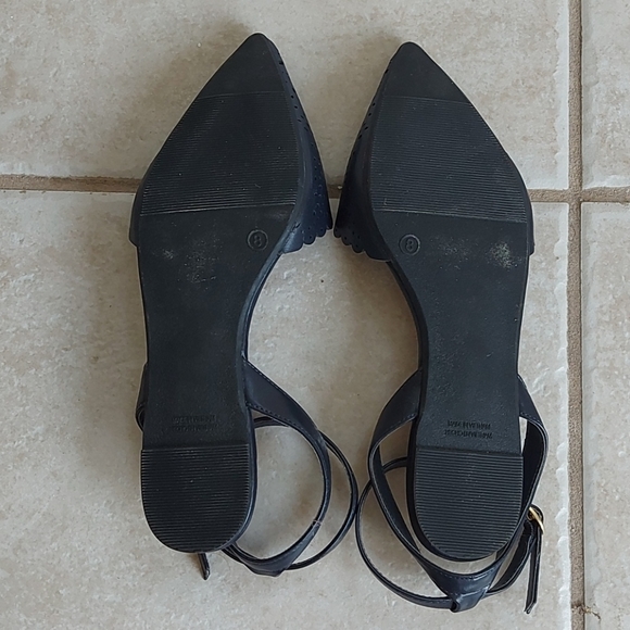 Shoes - Picture 3 of 3